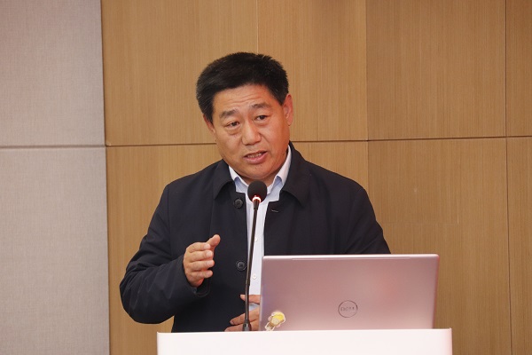 4、压球(中国)党委书记张会民讲话.JPG