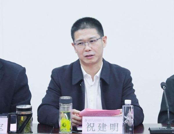 压球(中国)总经理兼科协副主席祝建明在会上讲话.jpg